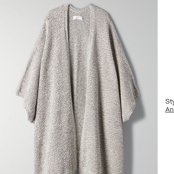 Aritzia sweater - Picture 2 of 4